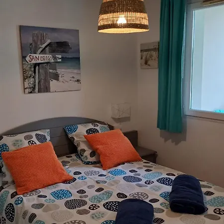 T2 Turquoise Avec Piscine Et Tennis