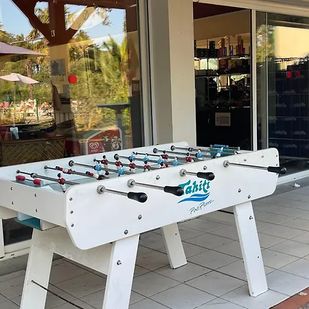 T2 Turquoise Avec Piscine Et Tennis 아파트 *