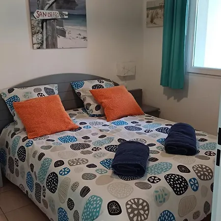 T2 Turquoise Avec Piscine Et Tennis 아파트 *
