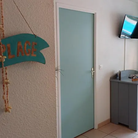 T2 Turquoise Avec Piscine Et Tennis Ondres